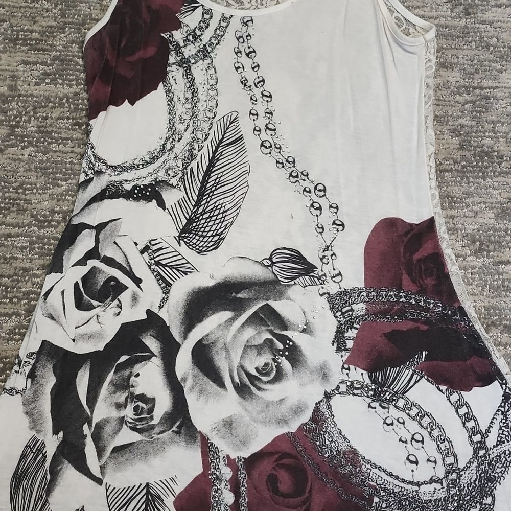 Studio Y brand XLong tank top - Picture 6 of 10